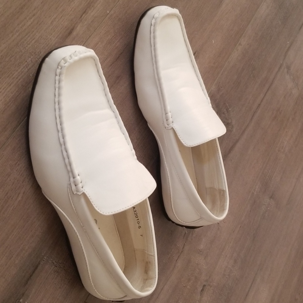 Mens all white loafers